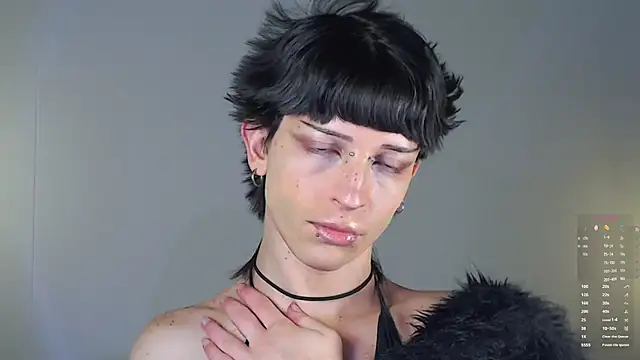 Snapshot of succubot chatting on 4, 12, 2025 succubot online show from 4, 12, 2025