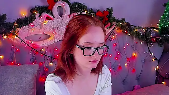 Snapshot of BridgetDay chatting on 31, 12, 2024 BridgetDay online show from 31, 12, 2024