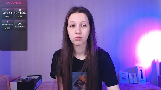 ur kitty   online show from 18, 12, 2025