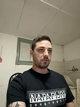 Snapshot of iltoscano95 chatting on 18, 10, 2025 iltoscano95 online show from 18, 10, 2025