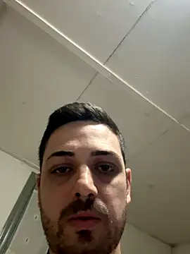 Snapshot of iltoscano95 chatting on 25, 10, 2025 iltoscano95 online show from 25, 10, 2025