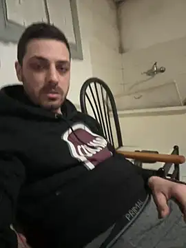 Snapshot of iltoscano95 chatting on 1, 4, 2026 iltoscano95 online show from 1, 4, 2026