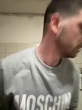 Snapshot of iltoscano95 chatting on 16, 4, 2026 iltoscano95 online show from 16, 4, 2026