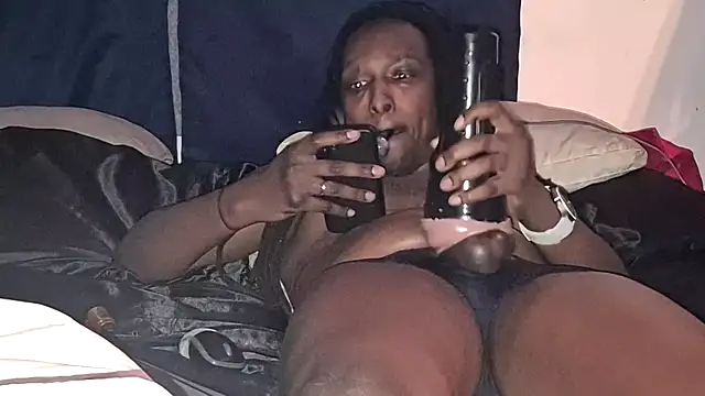 Snapshot of suzyswallowsxxx704 chatting on 8, 2, 2026 suzyswallowsxxx704 online show from 8, 2, 2026