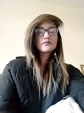 karmicQueen669 online show from 13, 5, 2026