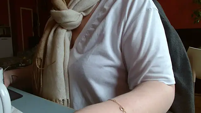 cruellaculdenfer67 online show from 16, 3, 2026