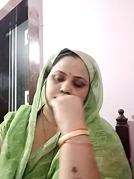 Snapshot of Kiyara7 chatting on 4, 2, 2025 Kiyara7 online show from 4, 2, 2025