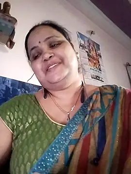 Snapshot of Kiyara7 chatting on 5, 3, 2025 Kiyara7 online show from 5, 3, 2025