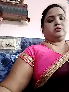 Snapshot of Kiyara7 chatting on 7, 3, 2025 Kiyara7 online show from 7, 3, 2025