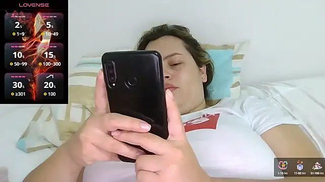 saramartinez1000 online show from 20, 9, 2025