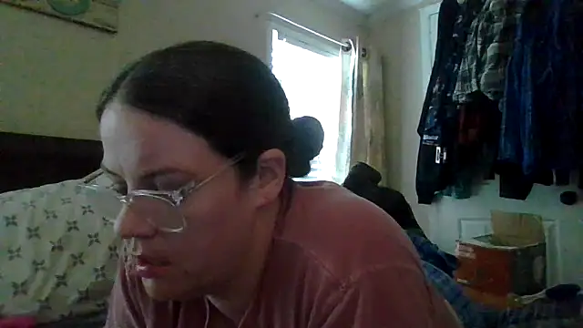 Snapshot of velvetta_ chatting on 26, 10, 2025 velvetta  online show from 26, 10, 2025