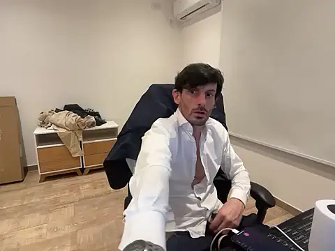 nicolaaaaas online show from 9, 10, 2025