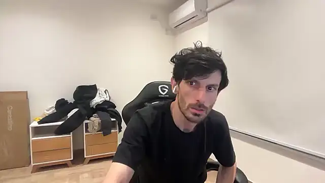 nicolaaaaas online show from 19, 10, 2025