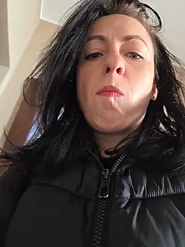 Snapshot of lovewildguy1 chatting on 1, 4, 2026 lovewildguy1 online show from 1, 4, 2026