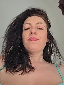 lovewildguy1 online show from 18, 5, 2026