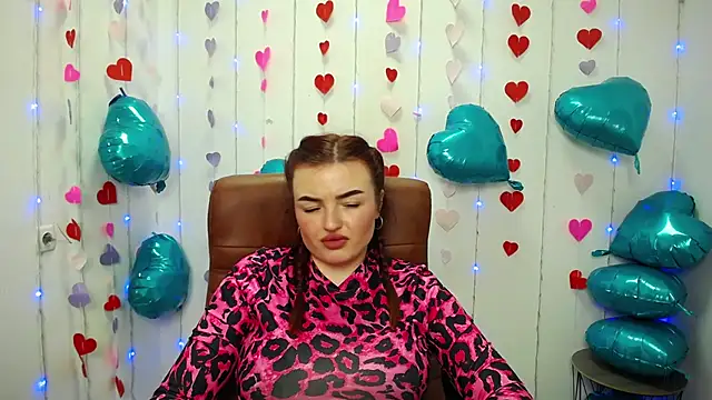 Snapshot of NicolPots chatting on 10, 2, 2025 NicolPots online show from 10, 2, 2025