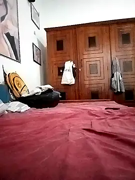 Heman100492 online show from 12, 2, 2025