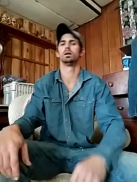 Snapshot of savhorseridecwby chatting on 8, 11, 2025 savhorseridecwby online show from 8, 11, 2025