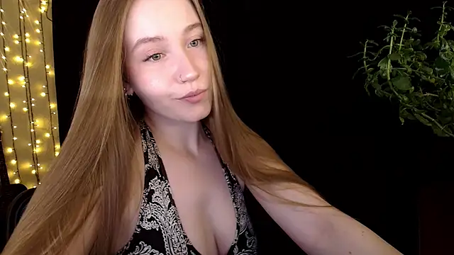 Snapshot of SindiWatsoon chatting on 18, 9, 2025 SindiWatsoon online show from 18, 9, 2025