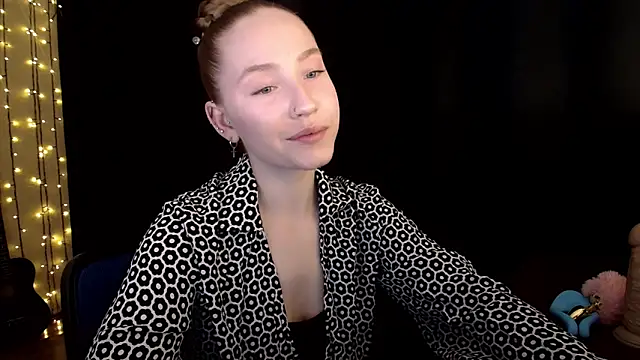 Snapshot of SindiWatsoon chatting on 10, 2, 2026 SindiWatsoon online show from 10, 2, 2026