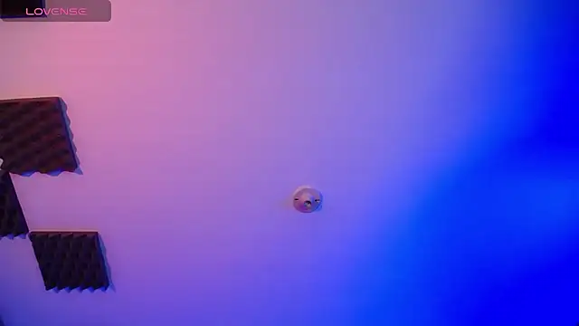 luly pink online show from 4, 11, 2025