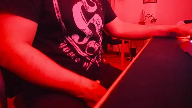Snapshot of soulfuck92 chatting on 26, 4, 2026 soulfuck92 online show from 26, 4, 2026