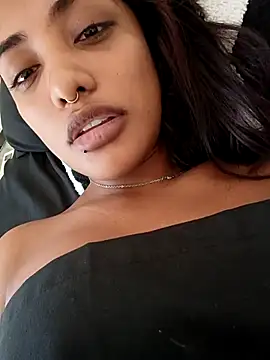 VictoireFeller online show from 13, 9, 2025