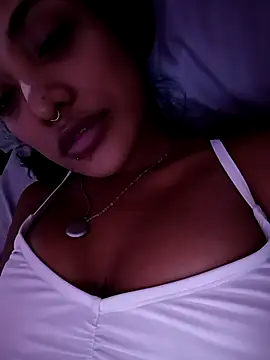 VictoireFeller online show from 16, 10, 2025