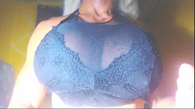 DanielaMuscleTS online show from 3, 12, 2024