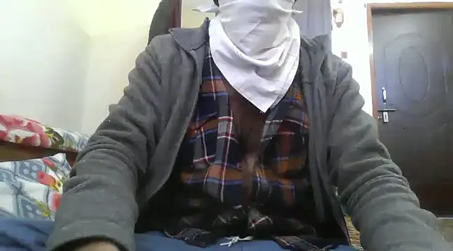 Snapshot of mainhoondon98 chatting on 13, 1, 2025 mainhoondon98 online show from 13, 1, 2025