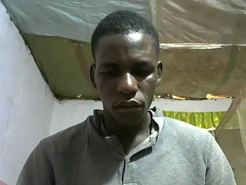 Snapshot of Bigras0011 chatting on 23, 9, 2025 Bigras0011 online show from 23, 9, 2025