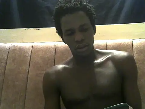 Snapshot of Bigras0011 chatting on 11, 7, 2026 Bigras0011 online show from 11, 7, 2026