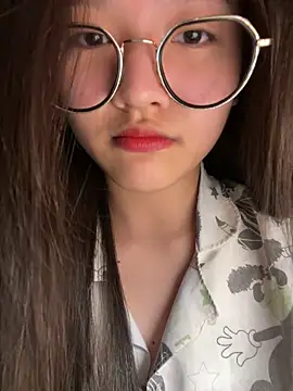 Krixxi22 online show from 6, 11, 2025