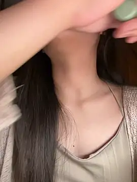 Krixxi22 online show from 24, 3, 2026