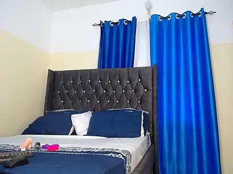 Snapshot of scarletdior chatting on 18, 11, 2025 scarletdior online show from 18, 11, 2025