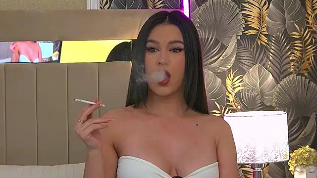 Snapshot of reyabaines chatting on 26, 10, 2025 reyabaines online show from 26, 10, 2025