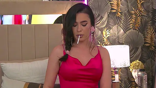 Snapshot of reyabaines chatting on 7, 11, 2025 reyabaines online show from 7, 11, 2025