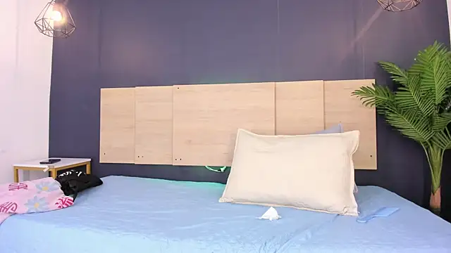 Snapshot of Daliana_Beck chatting on 18, 3, 2025 Daliana Beck online show from 18, 3, 2025