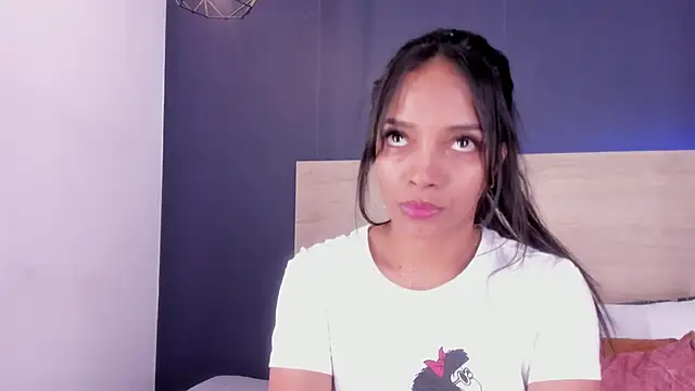 Snapshot of Daliana_Beck chatting on 26, 9, 2025 Daliana Beck online show from 26, 9, 2025