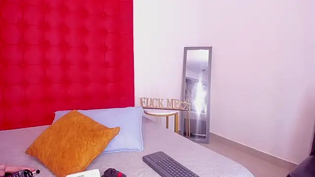 Snapshot of Daliana_Beck chatting on 5, 10, 2025 Daliana Beck online show from 5, 10, 2025