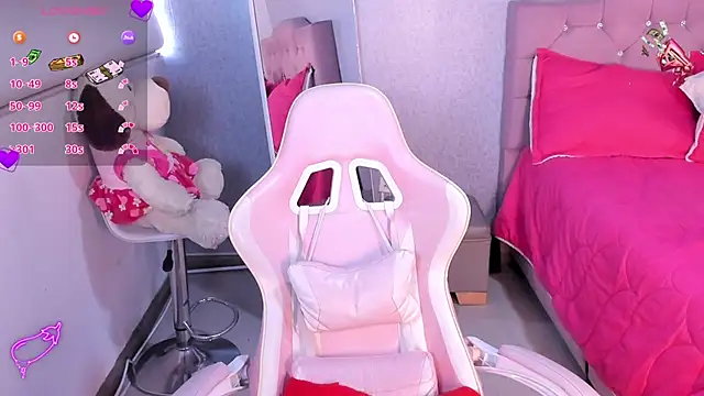 Kenia tompson01 online show from 24, 1, 2025