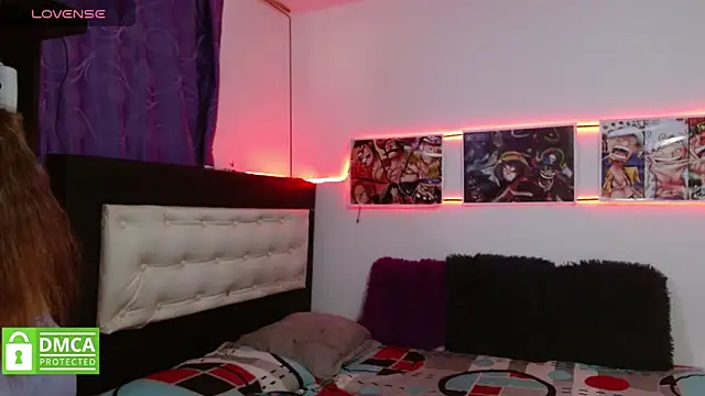 yuliet tayler7 online show from 12, 12, 2024