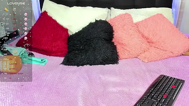 Hanna horny  online show from 6, 2, 2025