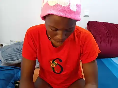 Snapshot of trina_kay chatting on 25, 6, 2026 trina kay online show from 25, 6, 2026