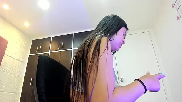 Charlotte Ice1 online show from 4, 12, 2024