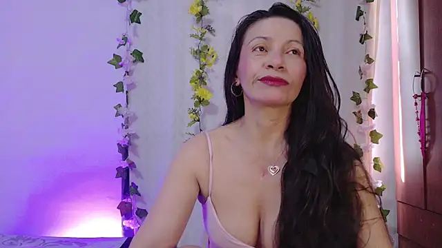 Snapshot of cattaleya1476 chatting on 16, 7, 2026 cattaleya1476 online show from 16, 7, 2026