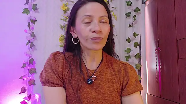Snapshot of cattaleya1476 chatting on 28, 7, 2026 cattaleya1476 online show from 28, 7, 2026