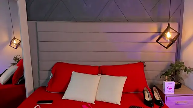 LadyLuminary online show from 12, 11, 2025