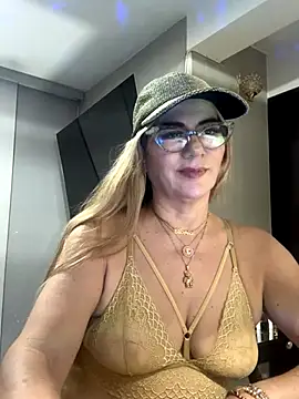 LARIANA RIVERA23 online show from 5, 12, 2024