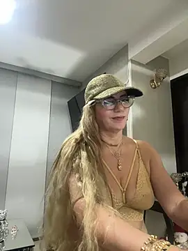 LARIANA RIVERA23 online show from 5, 12, 2024